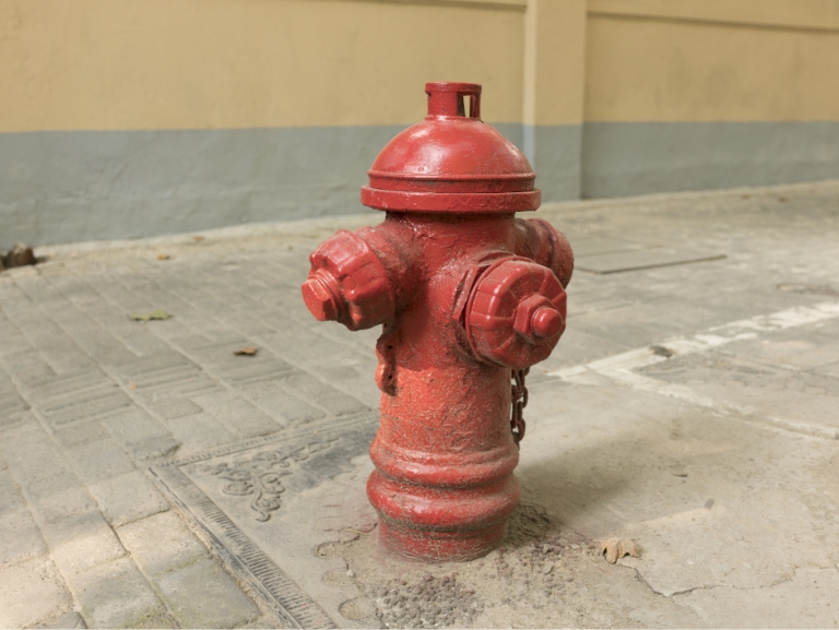 hydrant na ulicy